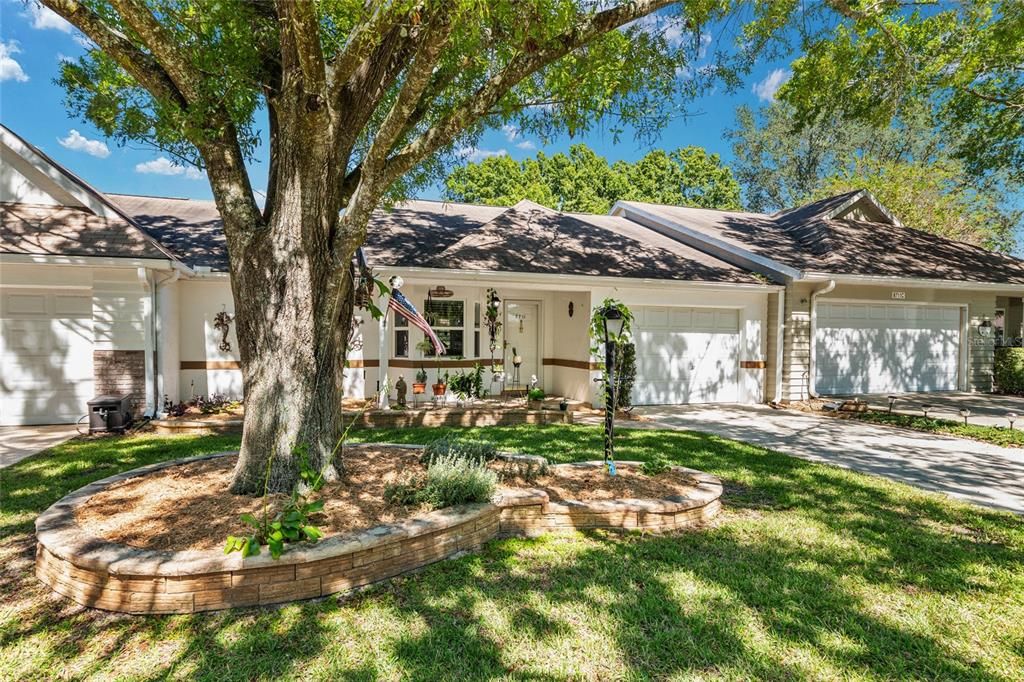 For Sale: $130,000 (2 beds, 2 baths, 1096 Square Feet)