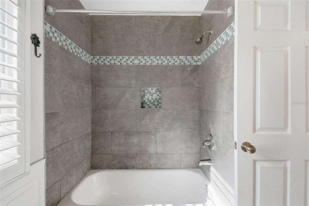 Active With Contract: $299,000 (4 beds, 2 baths, 1825 Square Feet)