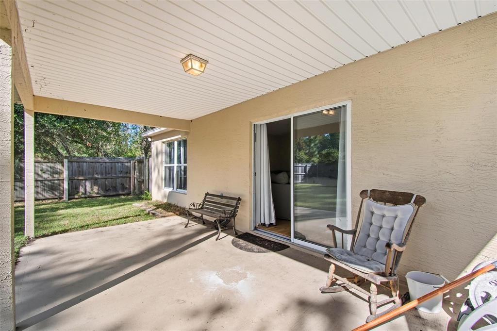 Active With Contract: $299,000 (4 beds, 2 baths, 1825 Square Feet)