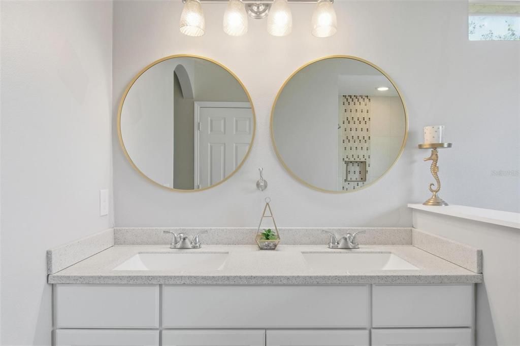 Active With Contract: $299,000 (4 beds, 2 baths, 1825 Square Feet)