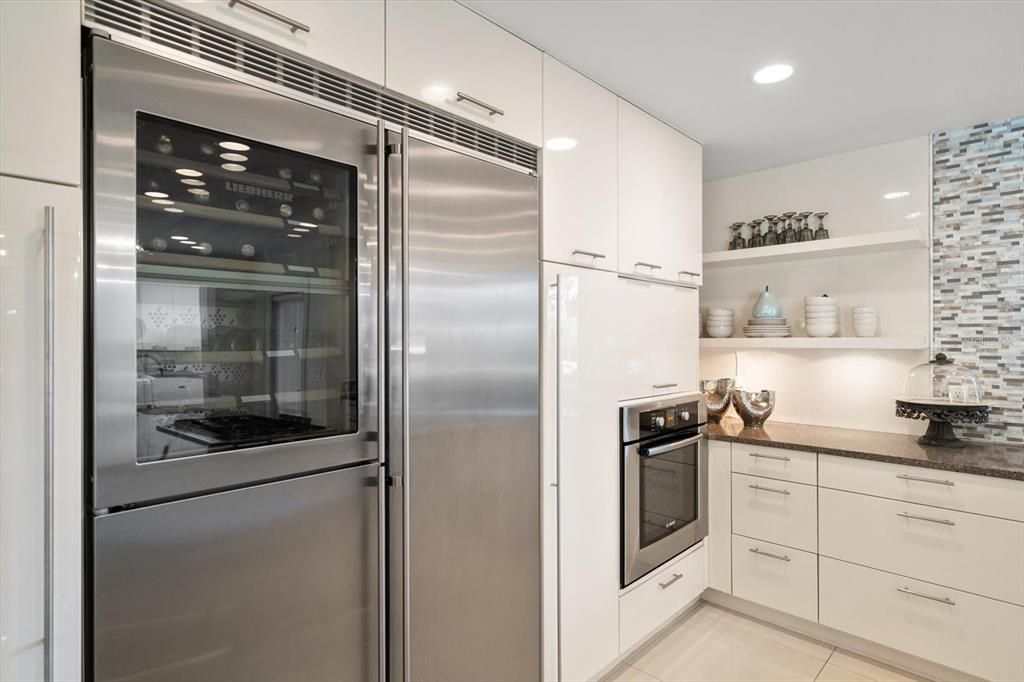 На продажу: $2,199,999 (4 спален, 4 ванн, 2975 Квадратных фут)