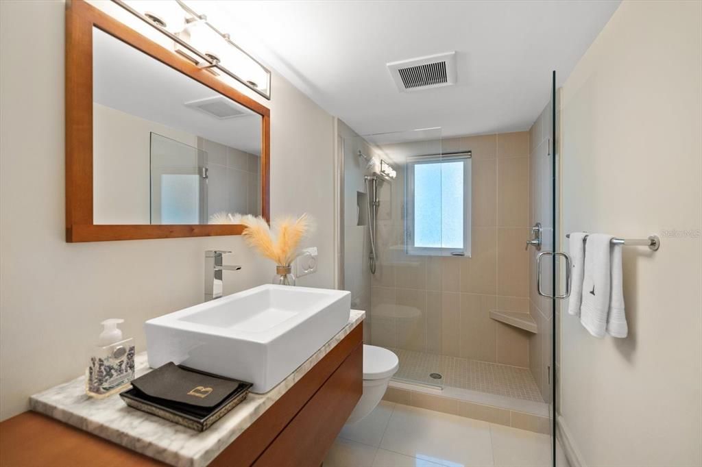 На продажу: $2,199,999 (4 спален, 4 ванн, 2975 Квадратных фут)