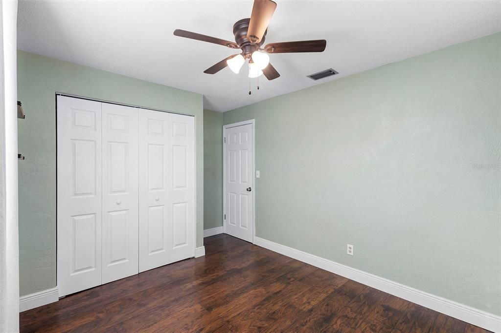 Active With Contract: $410,000 (3 beds, 1 baths, 1584 Square Feet)