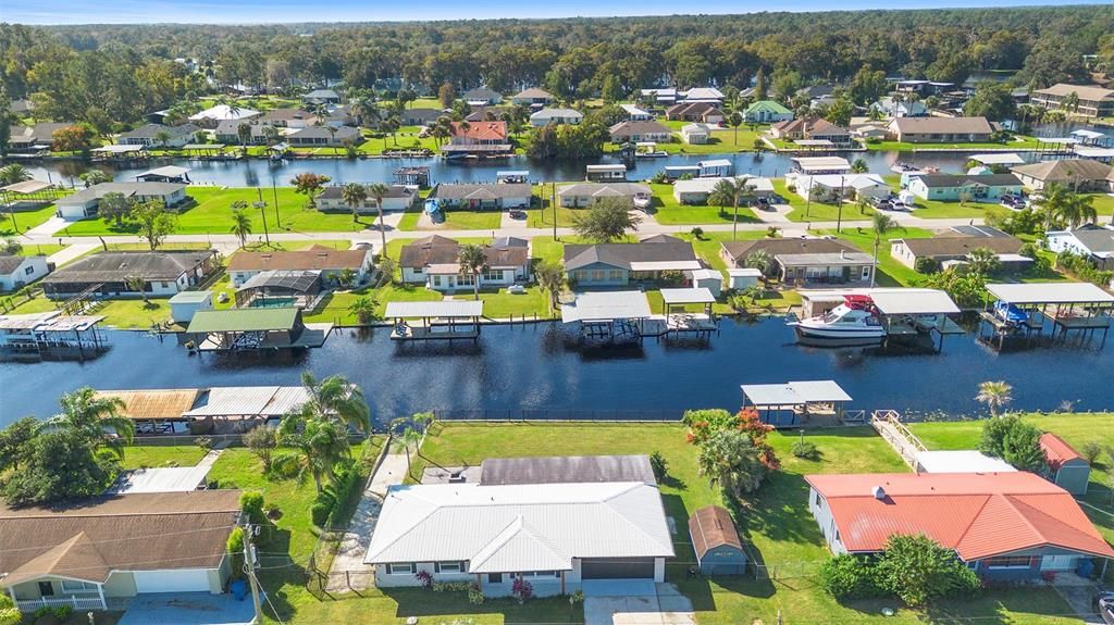 Active With Contract: $410,000 (3 beds, 1 baths, 1584 Square Feet)