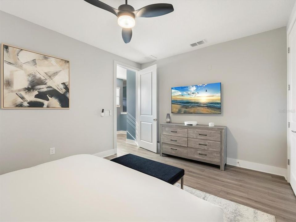 For Sale: $1,990,000 (10 beds, 9 baths, 5563 Square Feet)