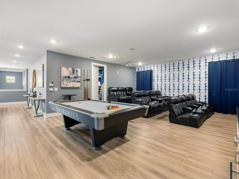 For Sale: $1,990,000 (10 beds, 9 baths, 5563 Square Feet)