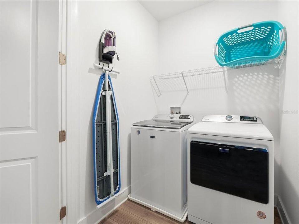 For Sale: $1,990,000 (10 beds, 9 baths, 5563 Square Feet)