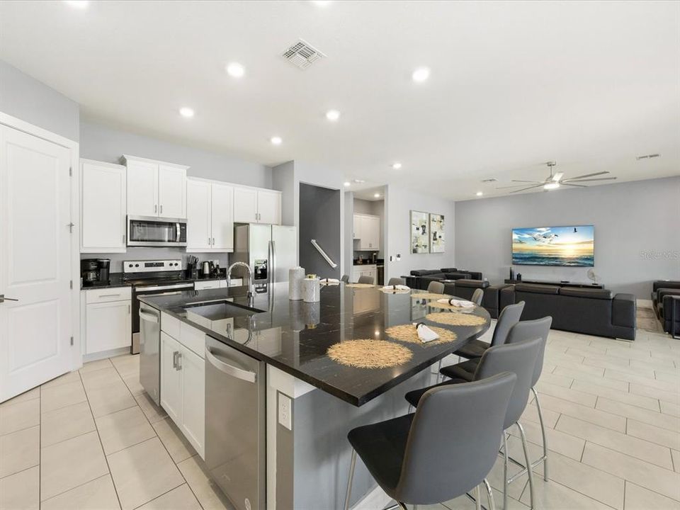 For Sale: $1,990,000 (10 beds, 9 baths, 5563 Square Feet)