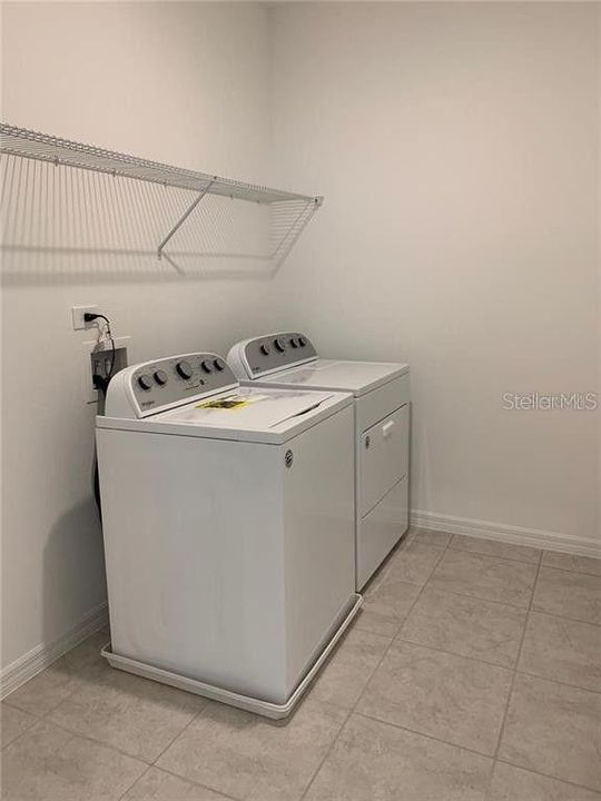 В аренду: $2,950 (4 спален, 2 ванн, 2204 Квадратных фут)