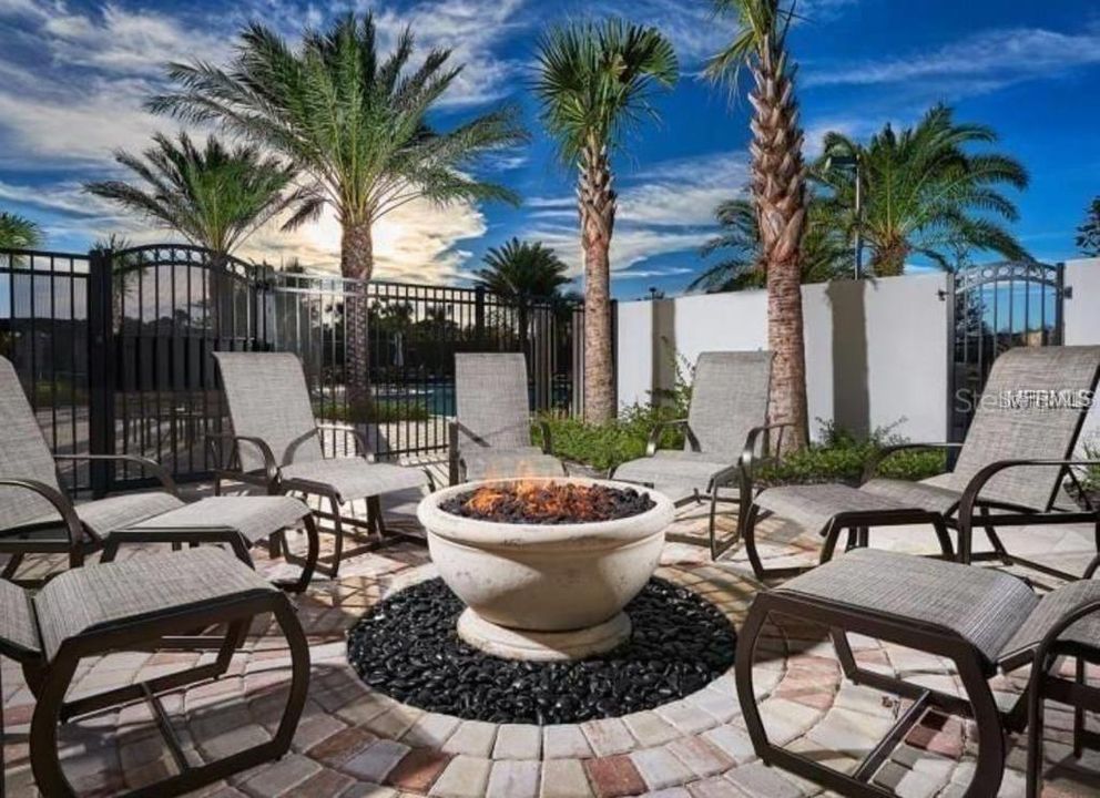 В аренду: $2,950 (4 спален, 2 ванн, 2204 Квадратных фут)