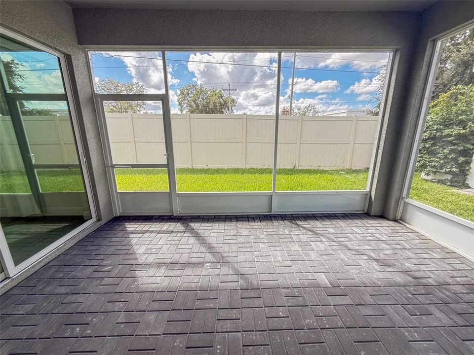 En Renta: $2,195 (2 camas, 2 baños, 1553 Pies cuadrados)