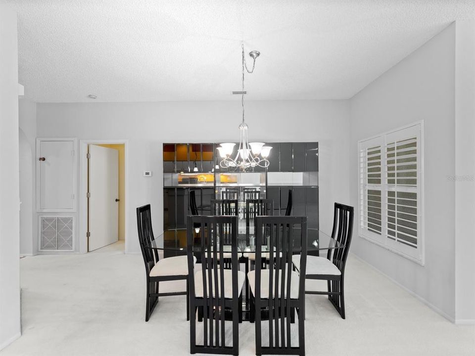 En Venta: $360,000 (3 camas, 2 baños, 1620 Pies cuadrados)