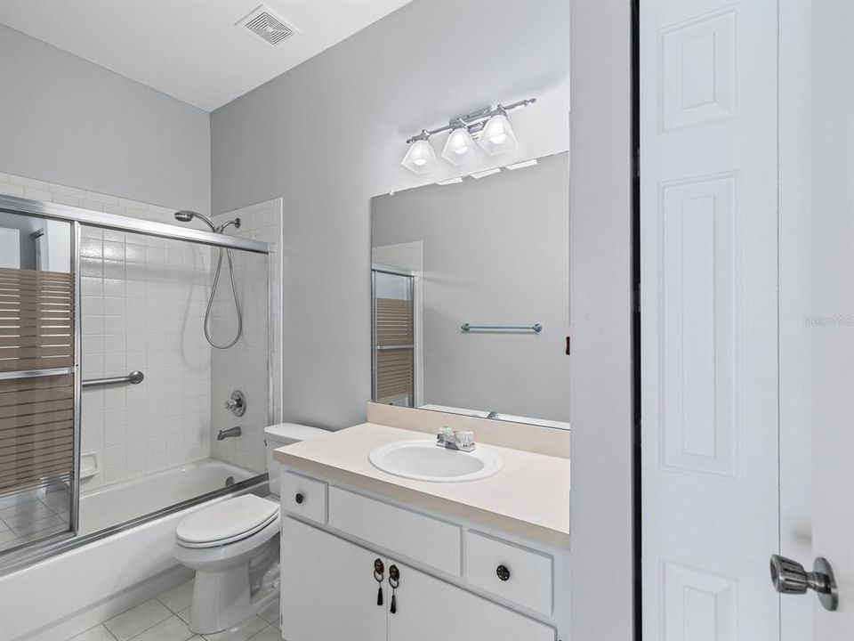 En Venta: $360,000 (3 camas, 2 baños, 1620 Pies cuadrados)