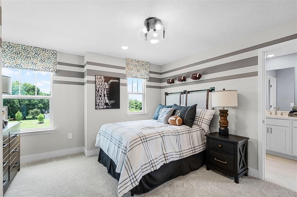 For Sale: $649,999 (5 beds, 4 baths, 3012 Square Feet)