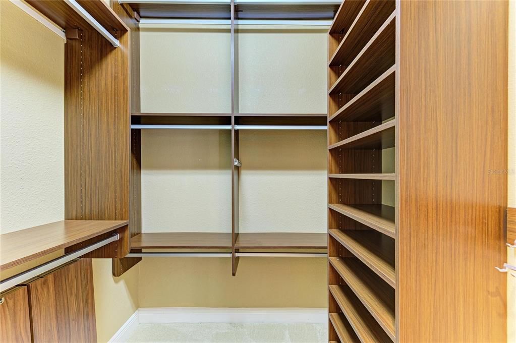 На продажу: $410,000 (3 спален, 3 ванн, 2344 Квадратных фут)