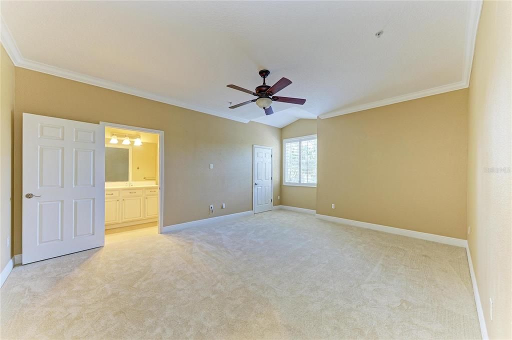 На продажу: $410,000 (3 спален, 3 ванн, 2344 Квадратных фут)