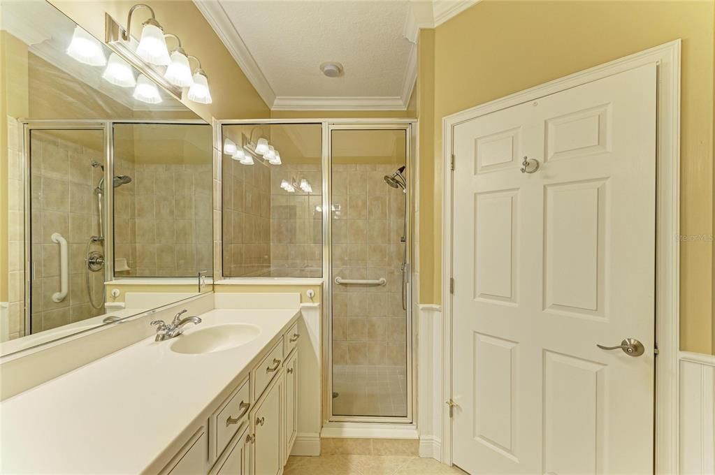 На продажу: $410,000 (3 спален, 3 ванн, 2344 Квадратных фут)