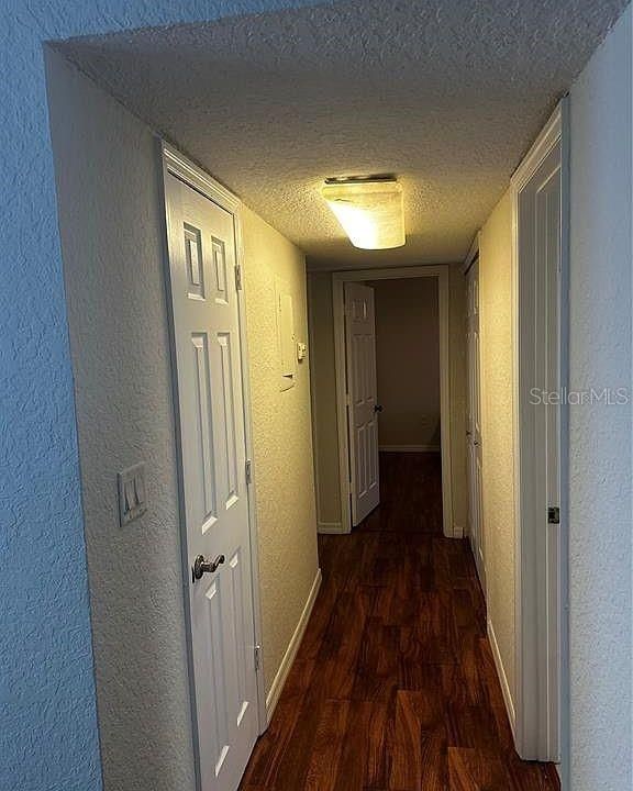 Activo con contrato: $155,000 (3 camas, 2 baños, 1302 Pies cuadrados)