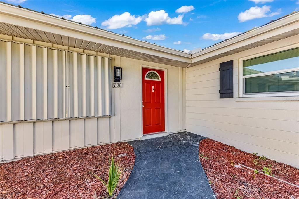 For Sale: $365,900 (2 beds, 1 baths, 1621 Square Feet)