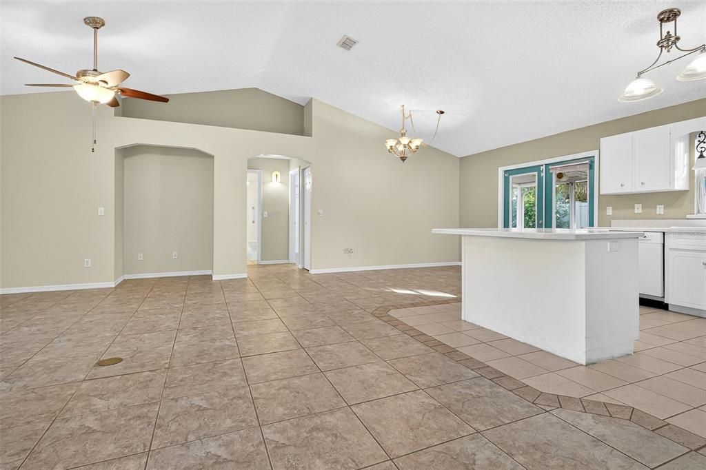 For Sale: $299,900 (3 beds, 2 baths, 1343 Square Feet)