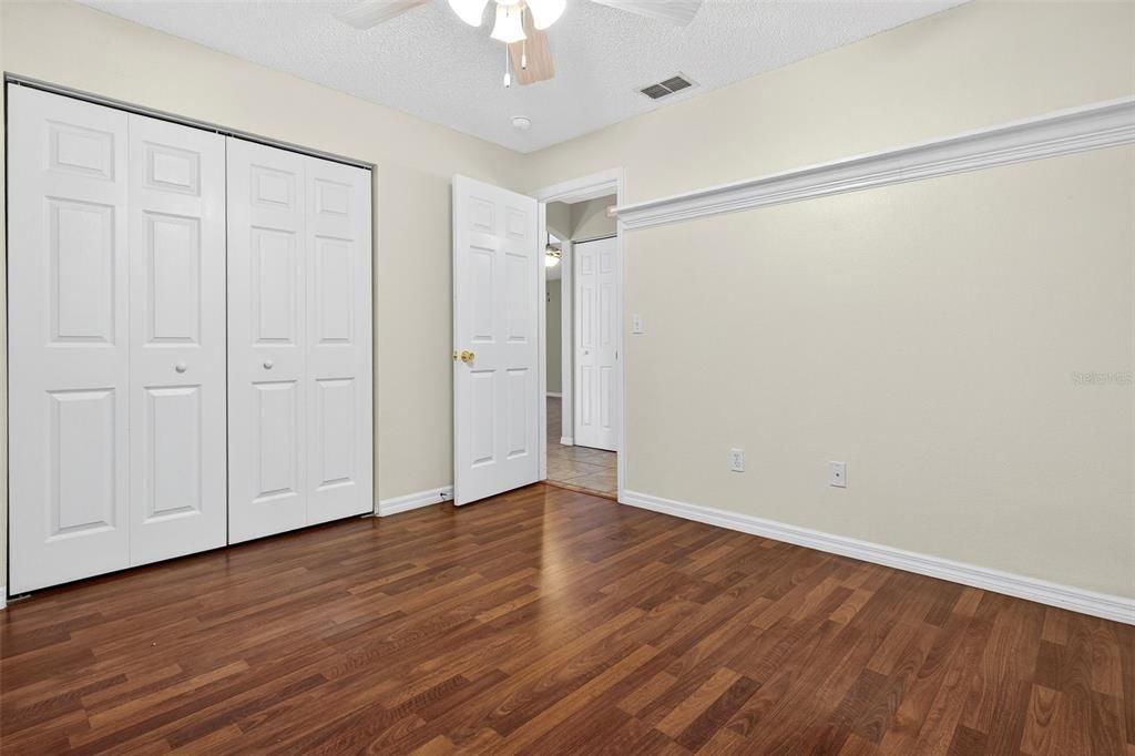 For Sale: $299,900 (3 beds, 2 baths, 1343 Square Feet)