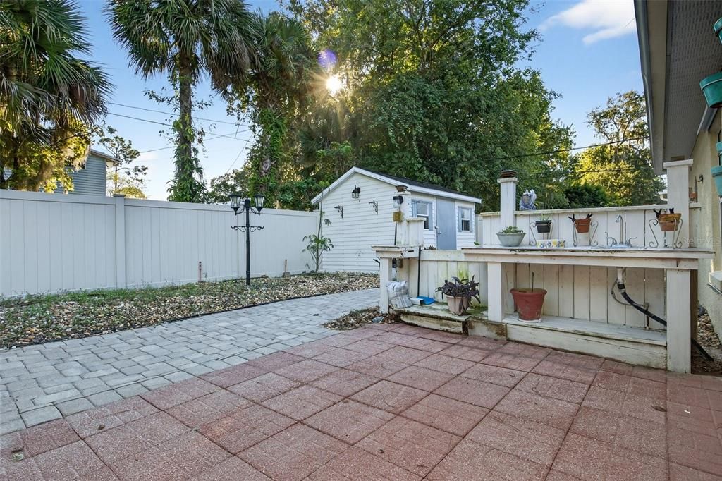 For Sale: $299,900 (3 beds, 2 baths, 1343 Square Feet)