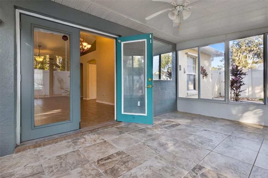 For Sale: $299,900 (3 beds, 2 baths, 1343 Square Feet)