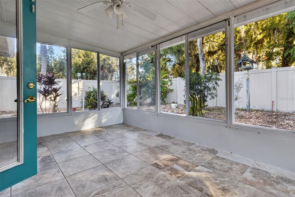 For Sale: $299,900 (3 beds, 2 baths, 1343 Square Feet)