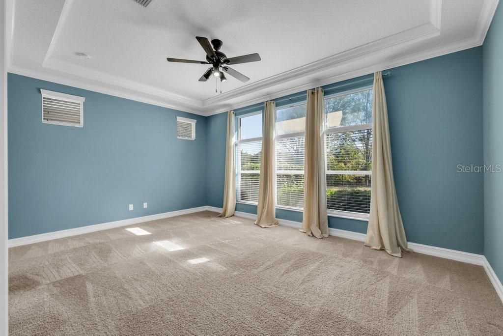 For Sale: $750,000 (4 beds, 3 baths, 3244 Square Feet)