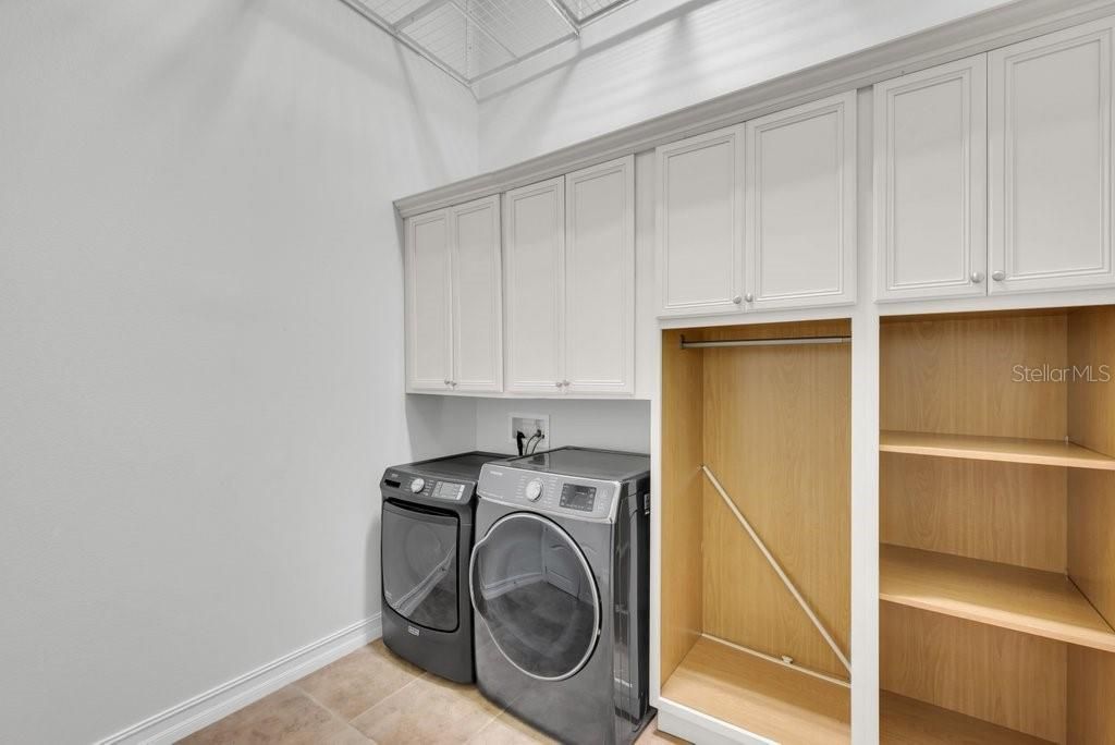 For Sale: $750,000 (4 beds, 3 baths, 3244 Square Feet)