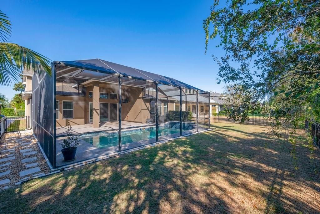 For Sale: $750,000 (4 beds, 3 baths, 3244 Square Feet)