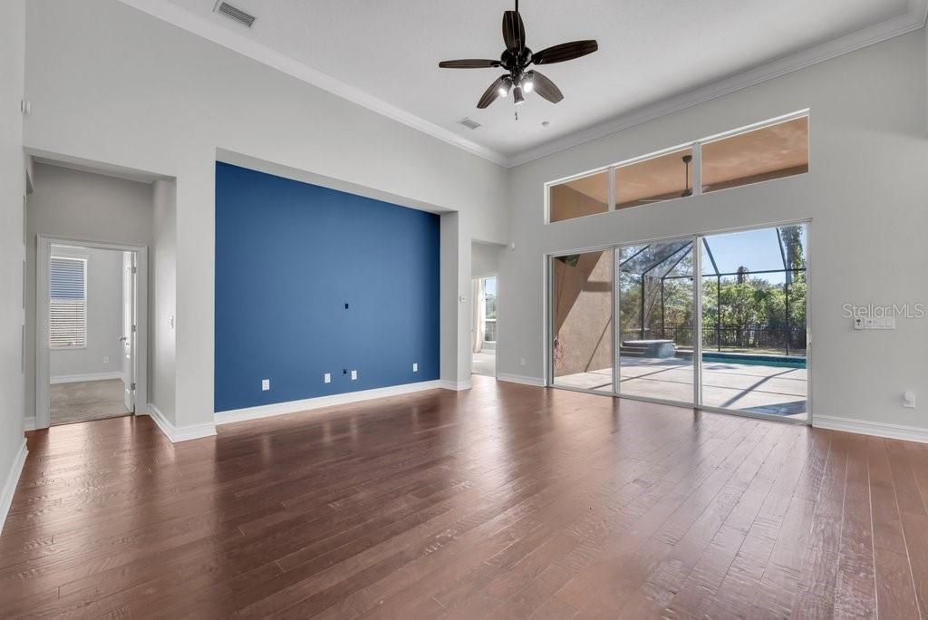 For Sale: $750,000 (4 beds, 3 baths, 3244 Square Feet)