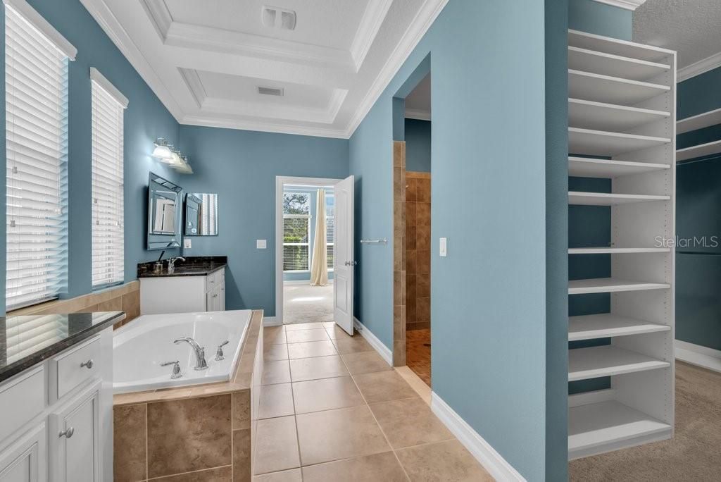 For Sale: $750,000 (4 beds, 3 baths, 3244 Square Feet)