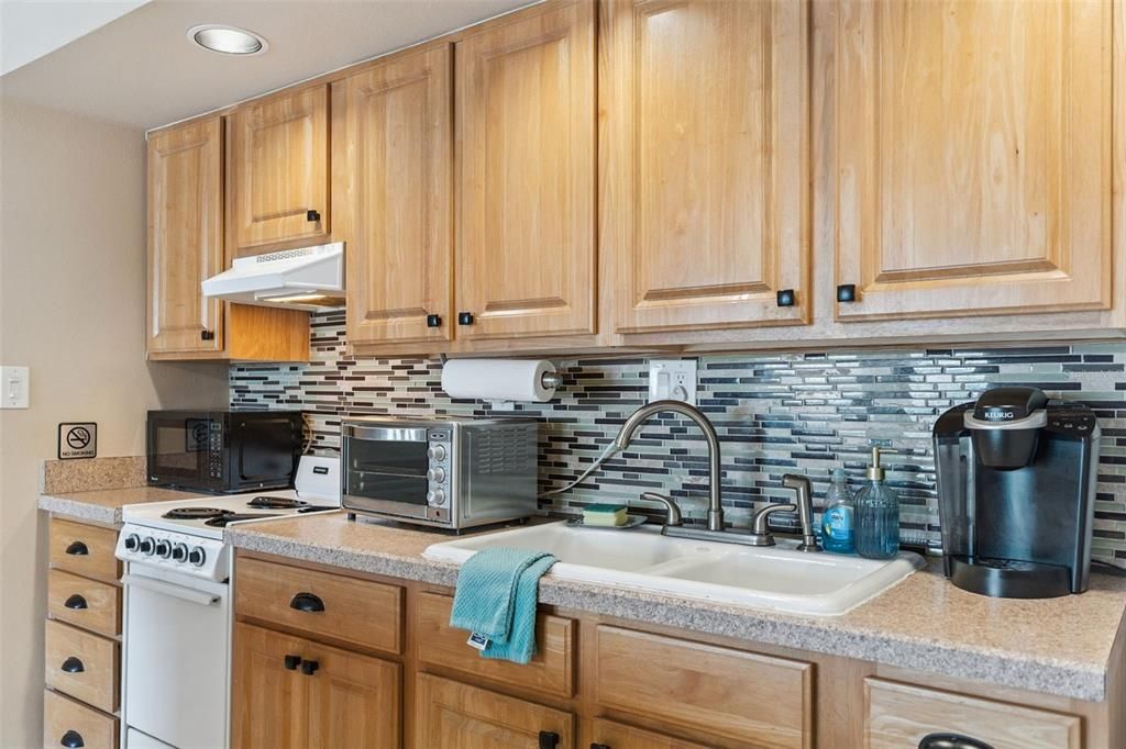 На продажу: $210,000 (1 спален, 1 ванн, 459 Квадратных фут)