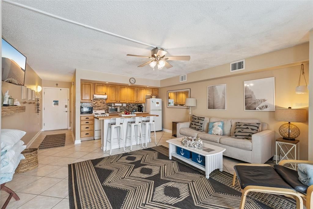 На продажу: $210,000 (1 спален, 1 ванн, 459 Квадратных фут)