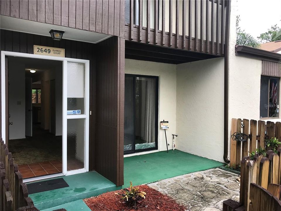 出租: $1,300 (2 贝兹, 2 浴室, 1290 平方英尺)