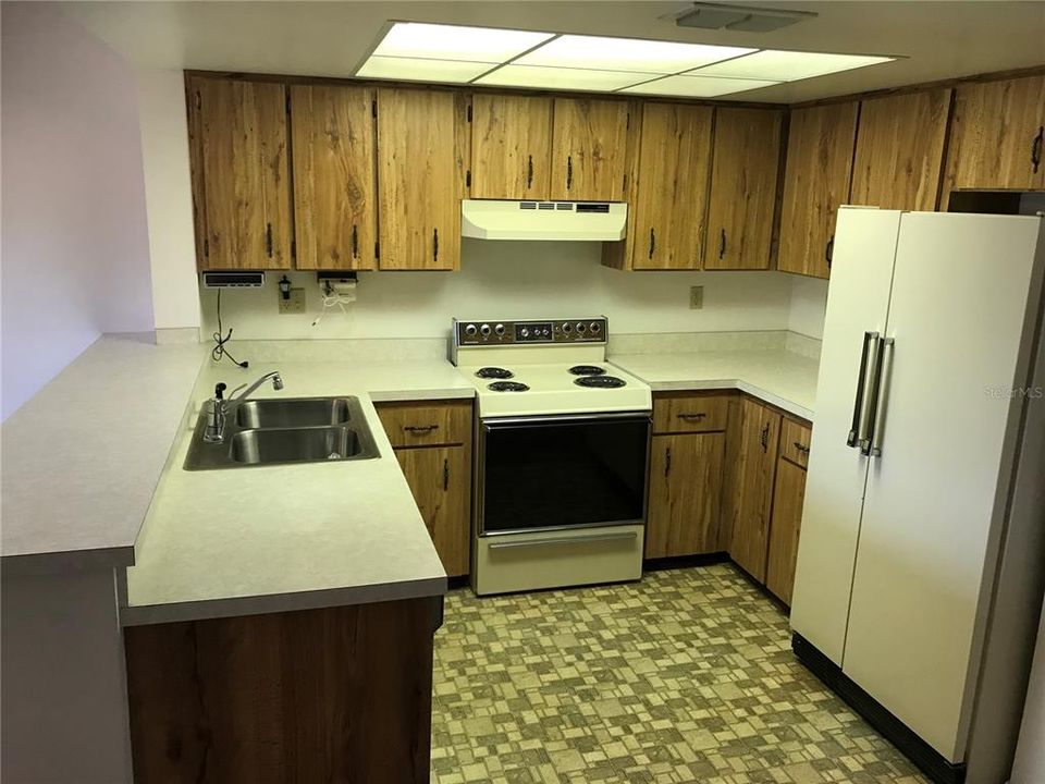 出租: $1,300 (2 贝兹, 2 浴室, 1290 平方英尺)