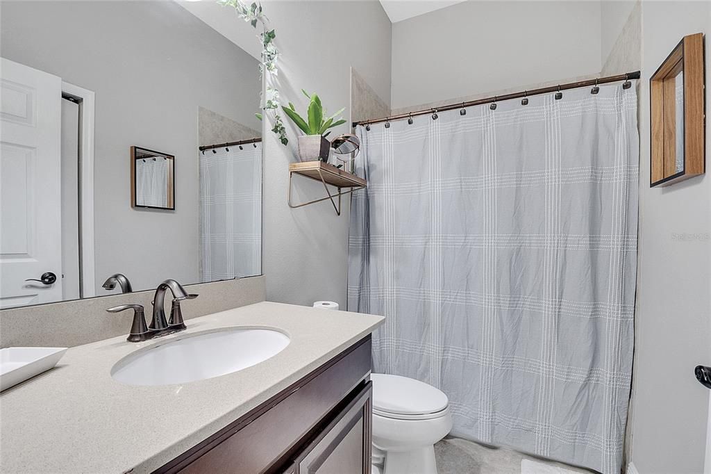 待售: $305,000 (3 贝兹, 2 浴室, 1632 平方英尺)