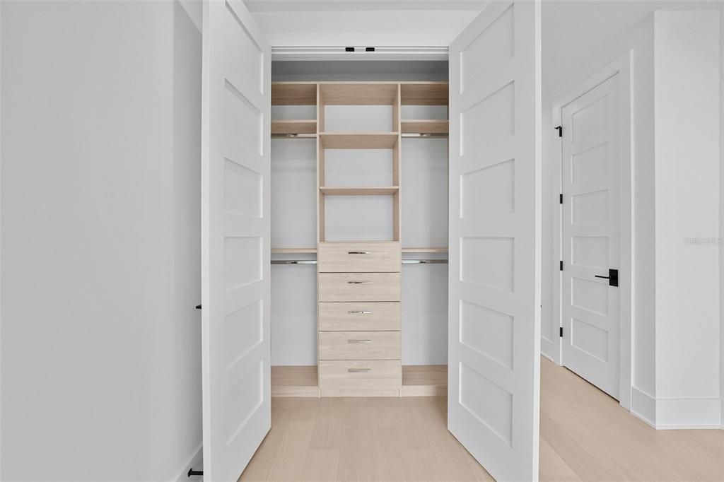 En Renta: $6,250 (4 camas, 4 baños, 3318 Pies cuadrados)