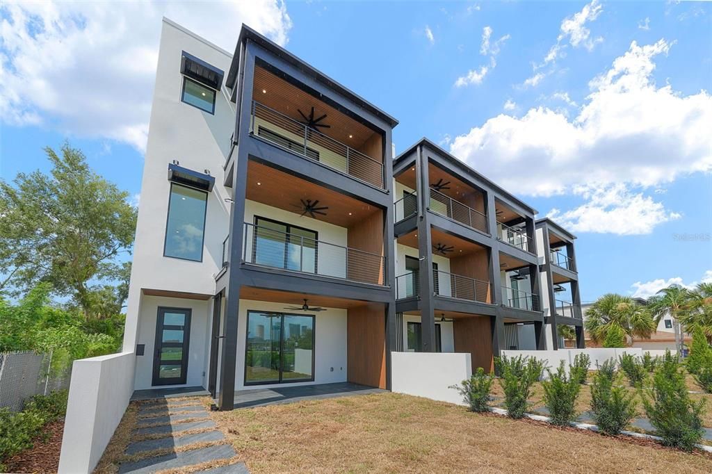 En Renta: $6,250 (4 camas, 4 baños, 3318 Pies cuadrados)