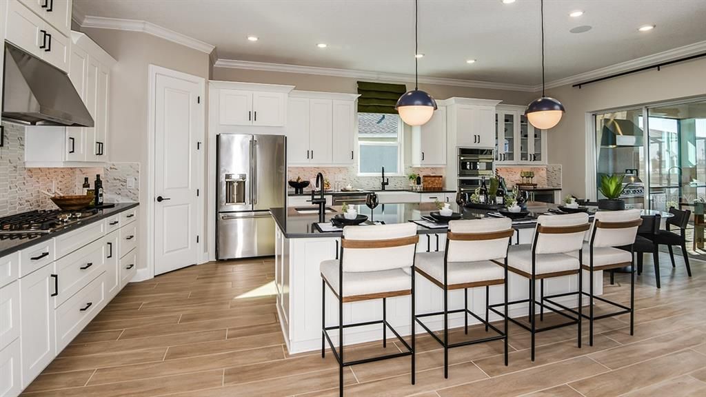 На продажу: $900,000 (3 спален, 3 ванн, 3115 Квадратных фут)