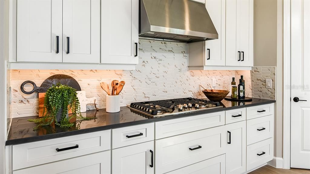 На продажу: $900,000 (3 спален, 3 ванн, 3115 Квадратных фут)