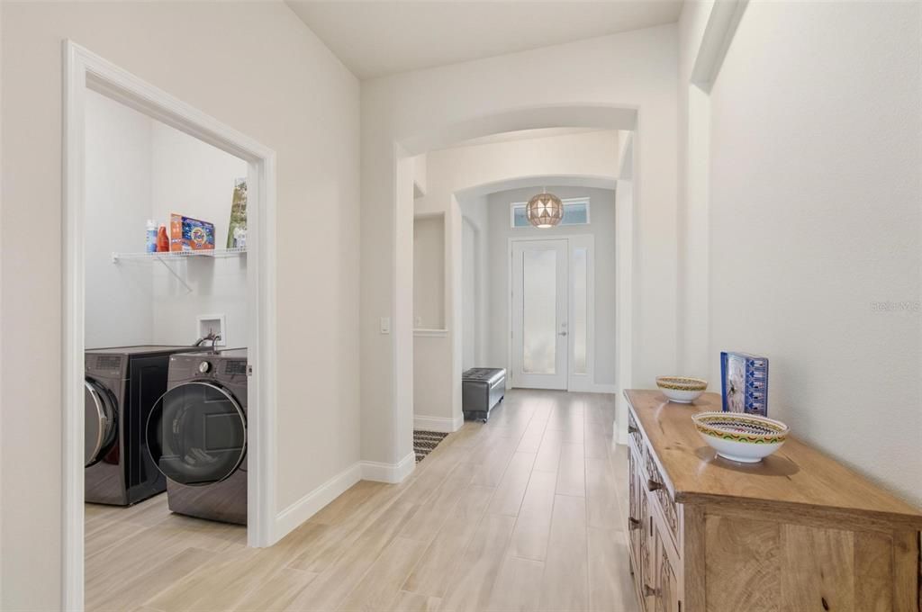 For Rent: $2,950 (3 beds, 2 baths, 2122 Square Feet)