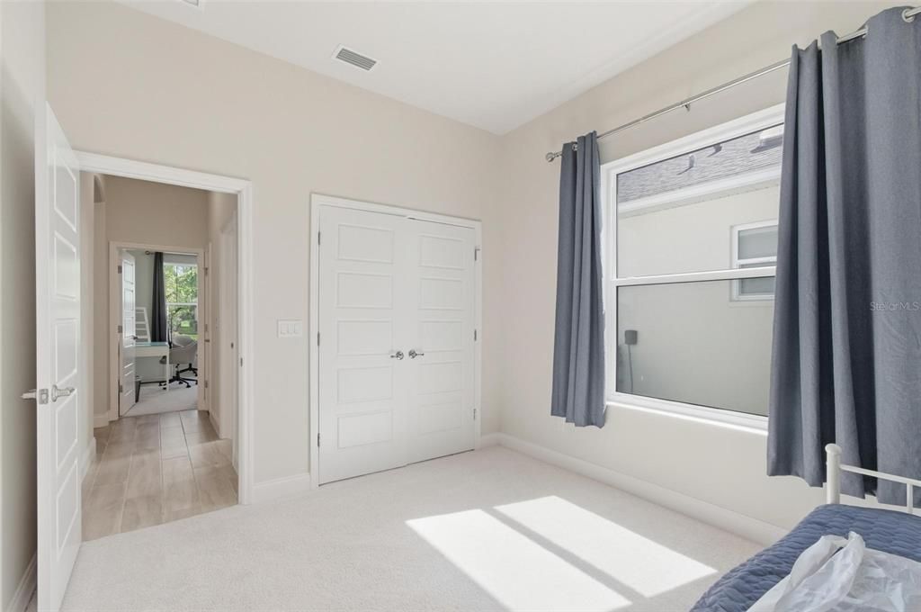 For Rent: $2,950 (3 beds, 2 baths, 2122 Square Feet)