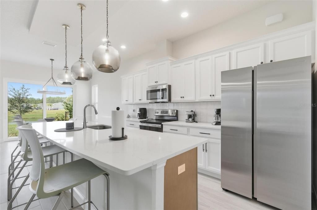 For Rent: $2,950 (3 beds, 2 baths, 2122 Square Feet)