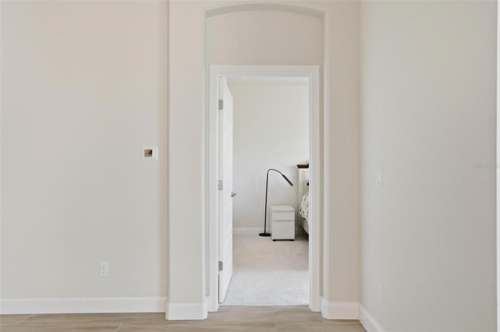 For Rent: $2,950 (3 beds, 2 baths, 2122 Square Feet)