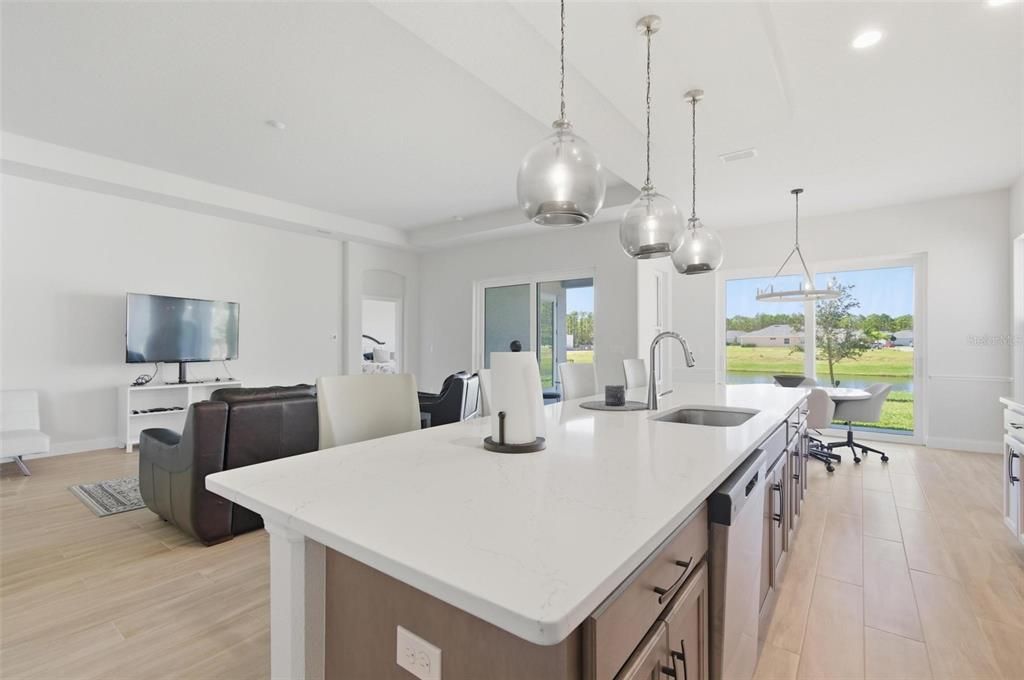 For Rent: $2,950 (3 beds, 2 baths, 2122 Square Feet)