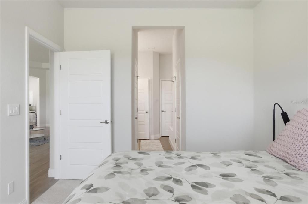 For Rent: $2,950 (3 beds, 2 baths, 2122 Square Feet)