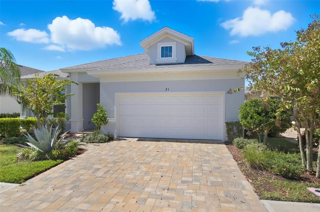 For Rent: $2,950 (3 beds, 2 baths, 2122 Square Feet)