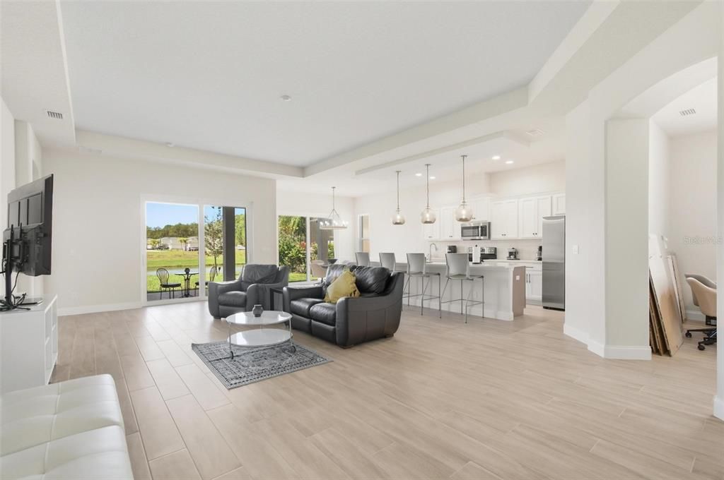 For Rent: $2,950 (3 beds, 2 baths, 2122 Square Feet)